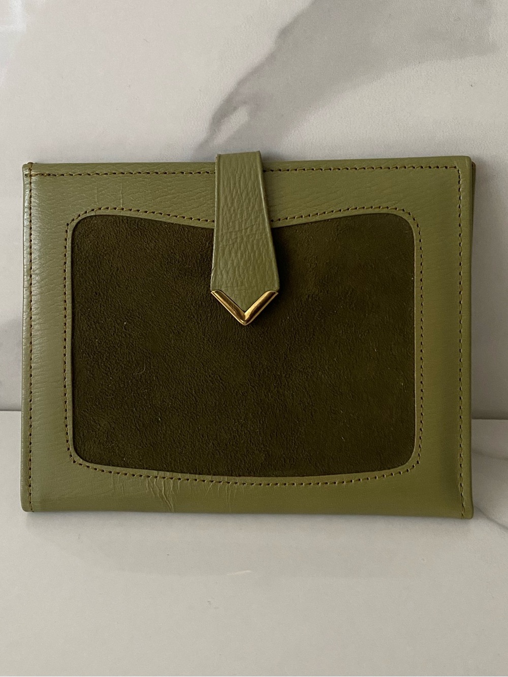 Vintage Amity Leather Clutch Wallet In Two Tone Green Mid Century American NWOT